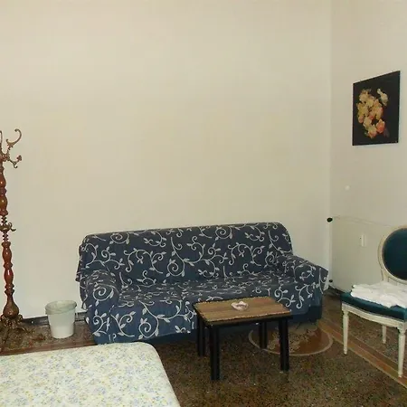 La Briosa Nicole Génova