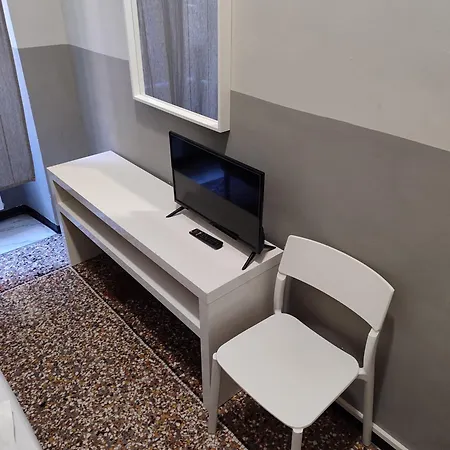 La Briosa Nicole Pensión Génova
